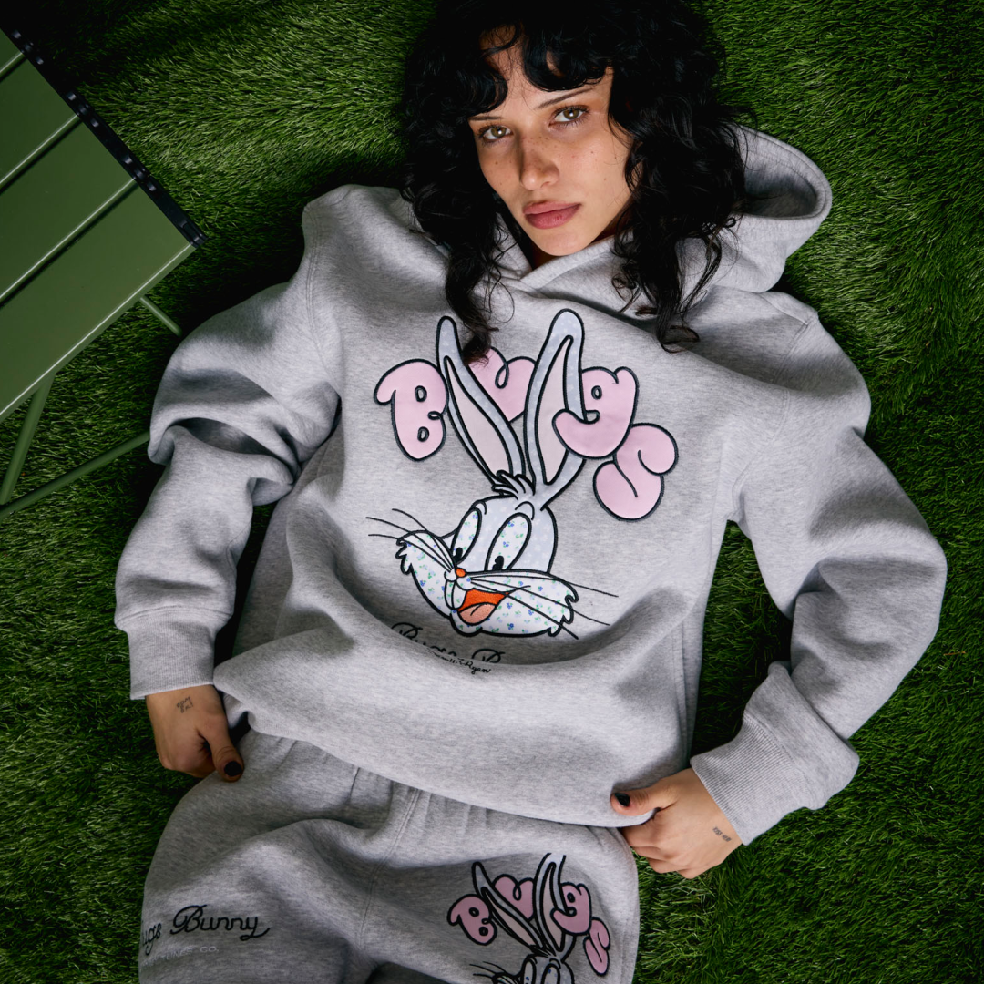 Hoodies & sweatshirts