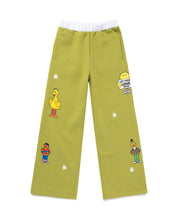 Smiley® Let Your Love Shine Sweatpants, Green