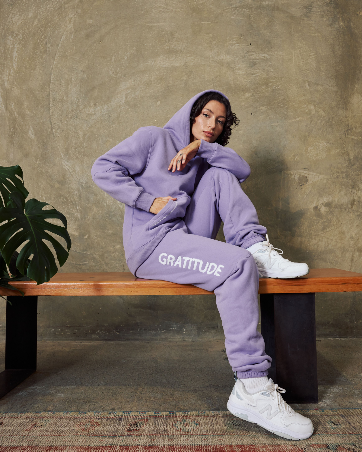 Mantra Gratitude Sweatpants
