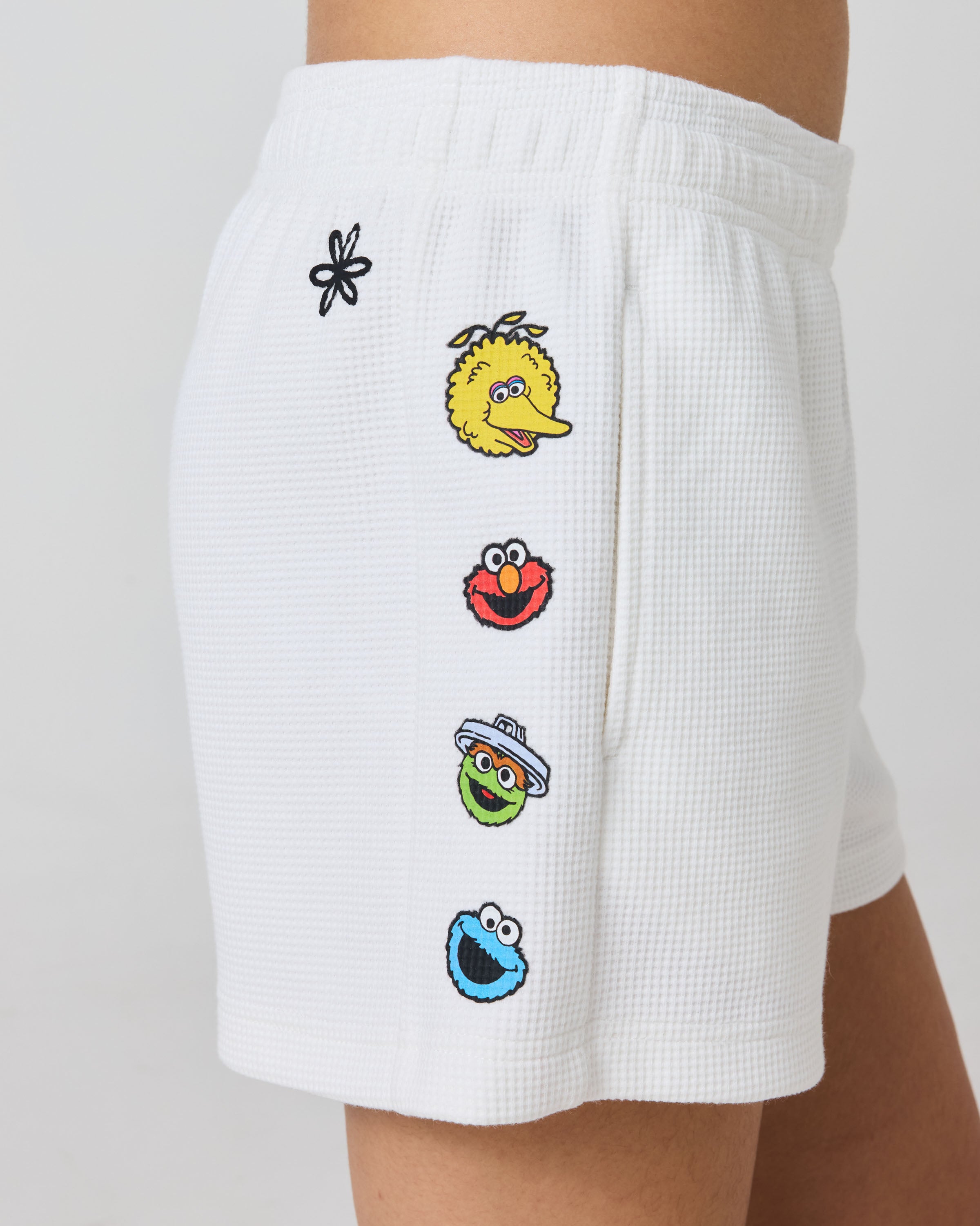 Smiley® Spreads Joy Thermal Shorts, White