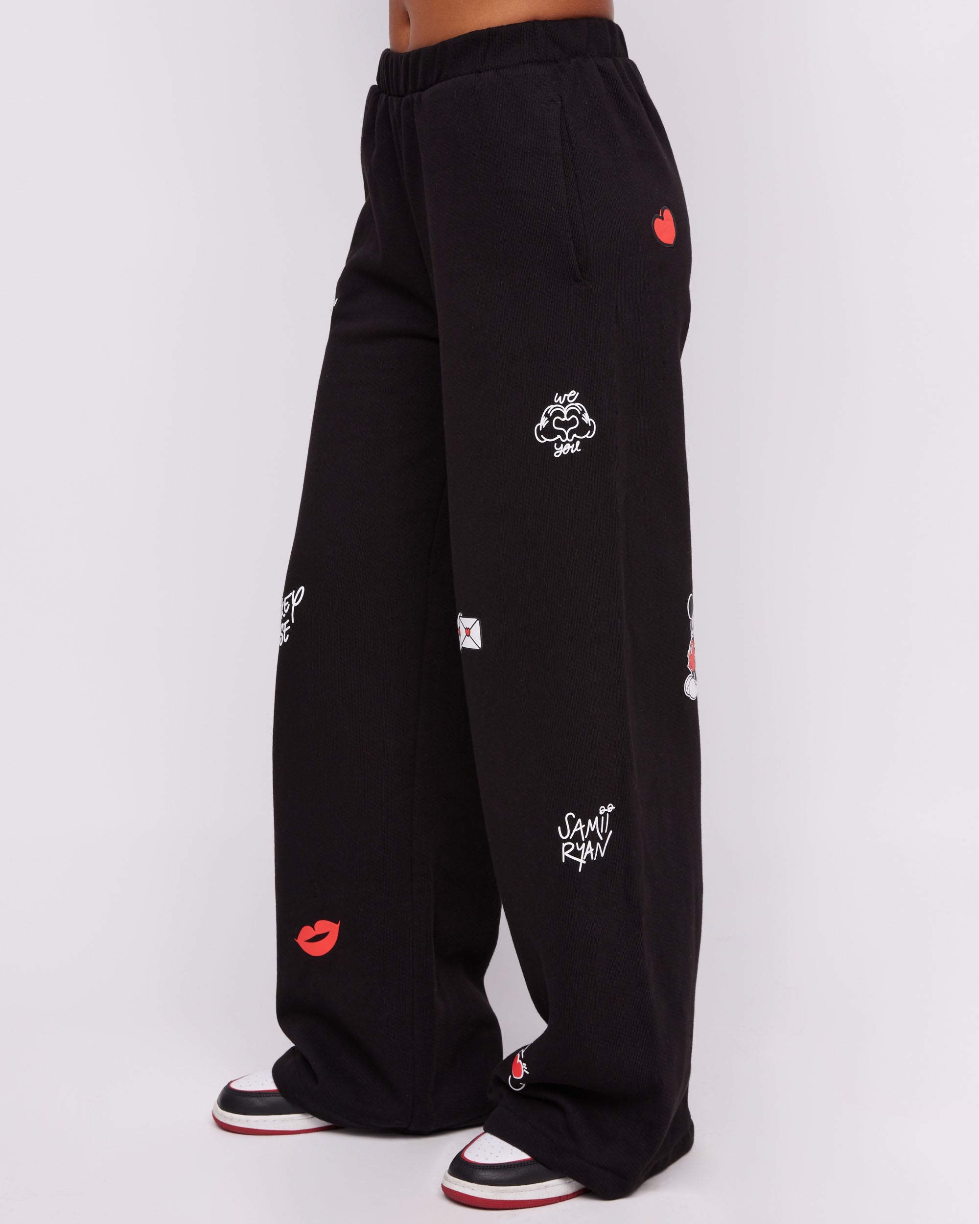 Mickey and Friends French Terry Pants – Samii Ryan