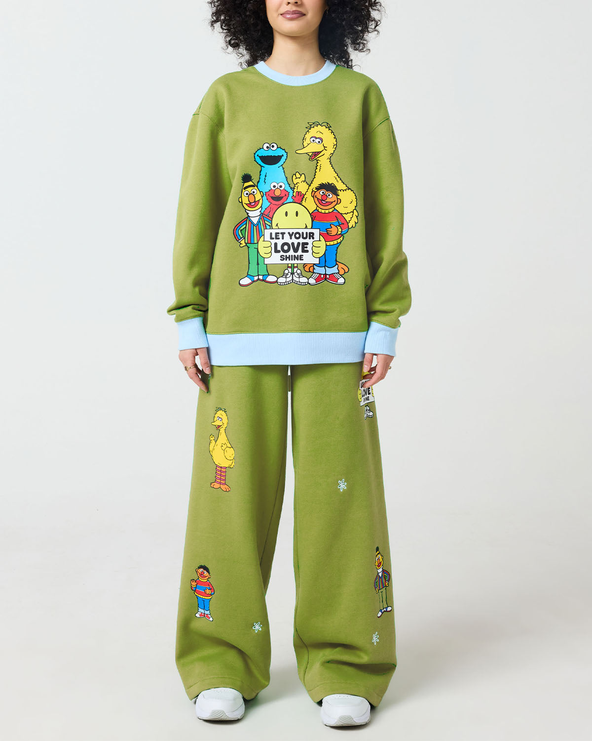 Smiley® Let Your Love Shine Sweatpants, Green