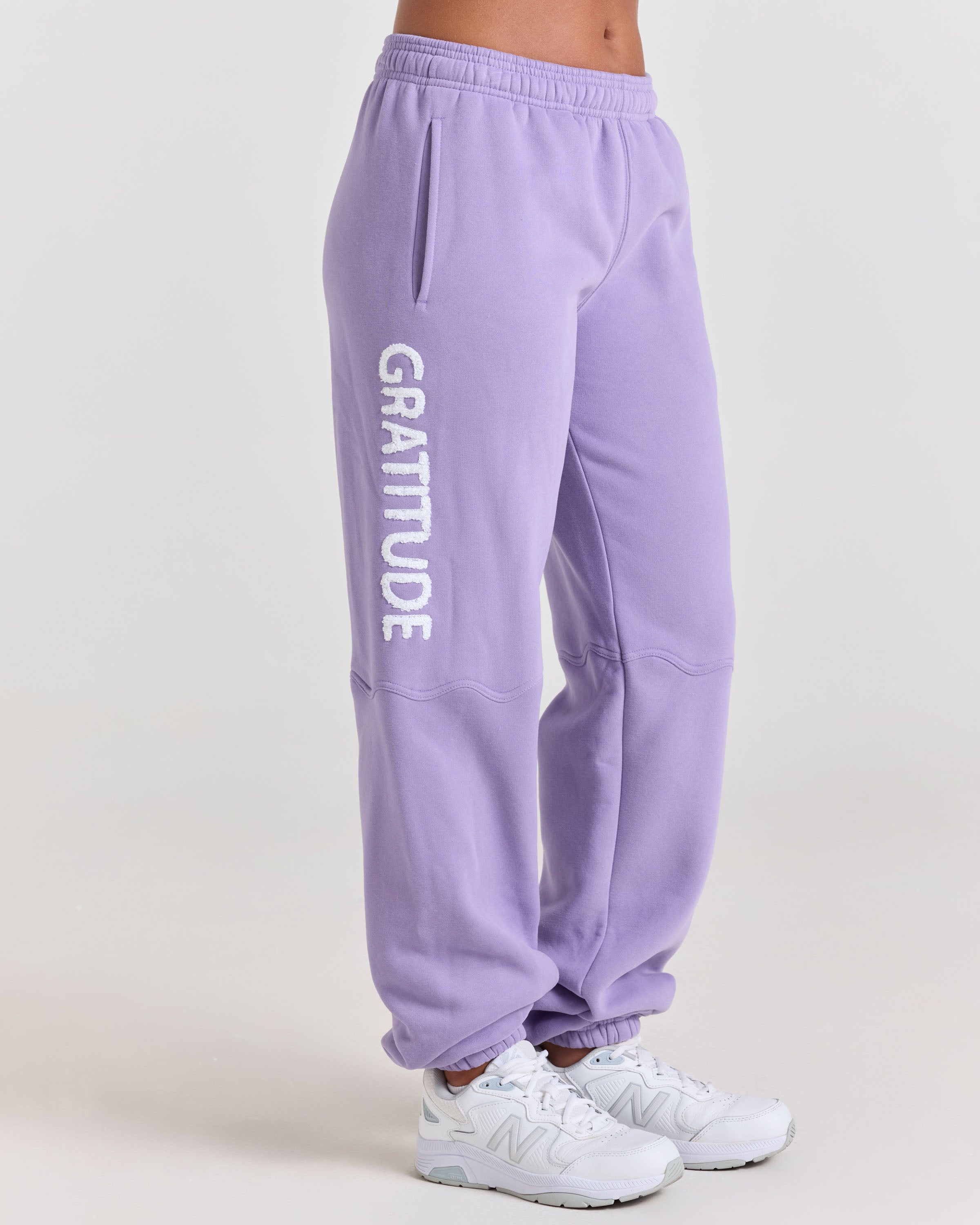 Mantra Gratitude Sweatpants