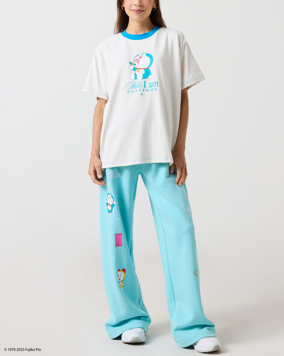 Doraemon Smell The Flowers Oversized Tee