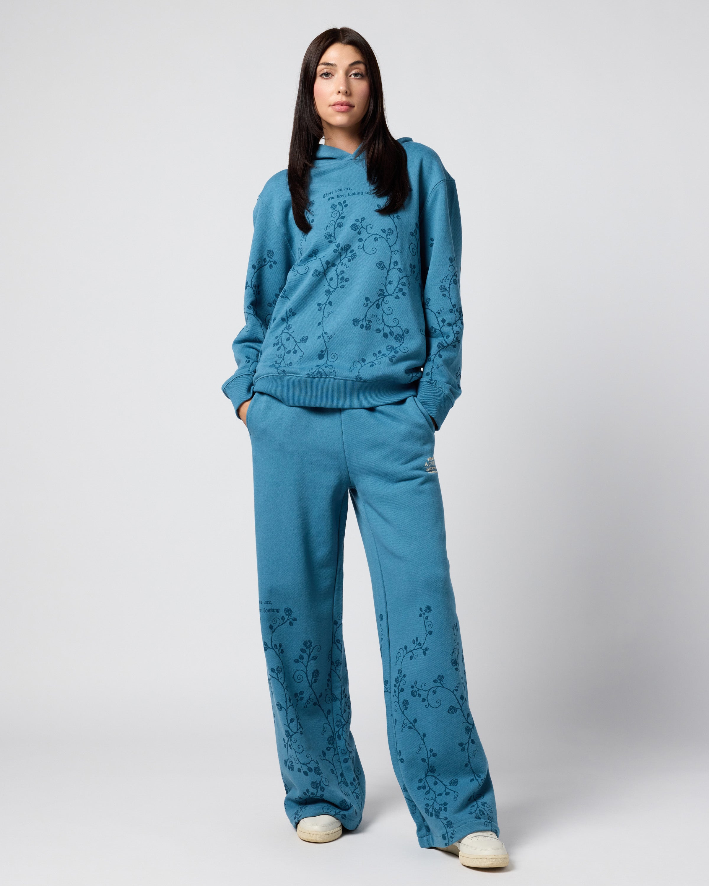 ACOTAR Thorns and Roses Open Leg Sweatpants, Blue