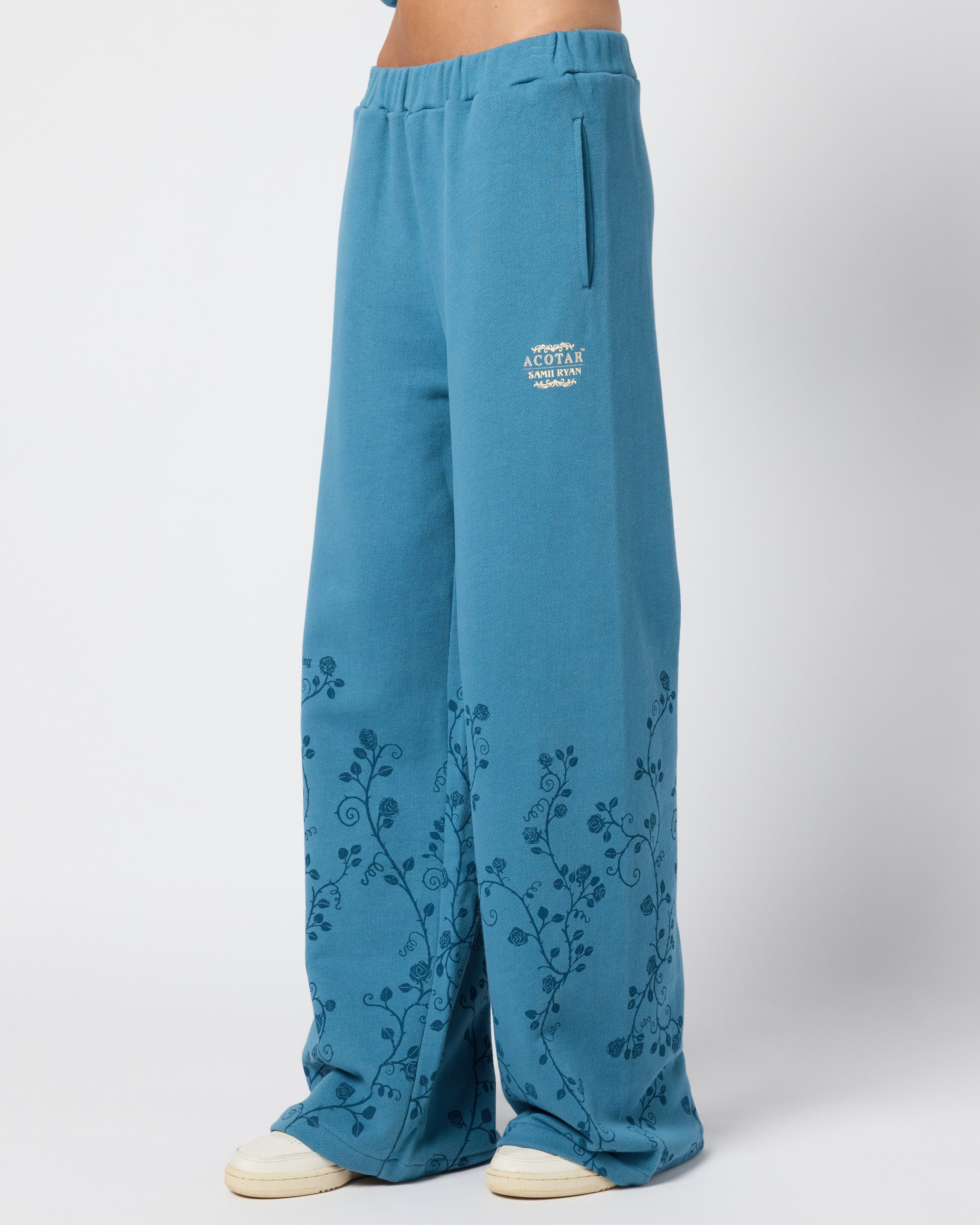 ACOTAR Thorns and Roses Open Leg Sweatpants, Blue
