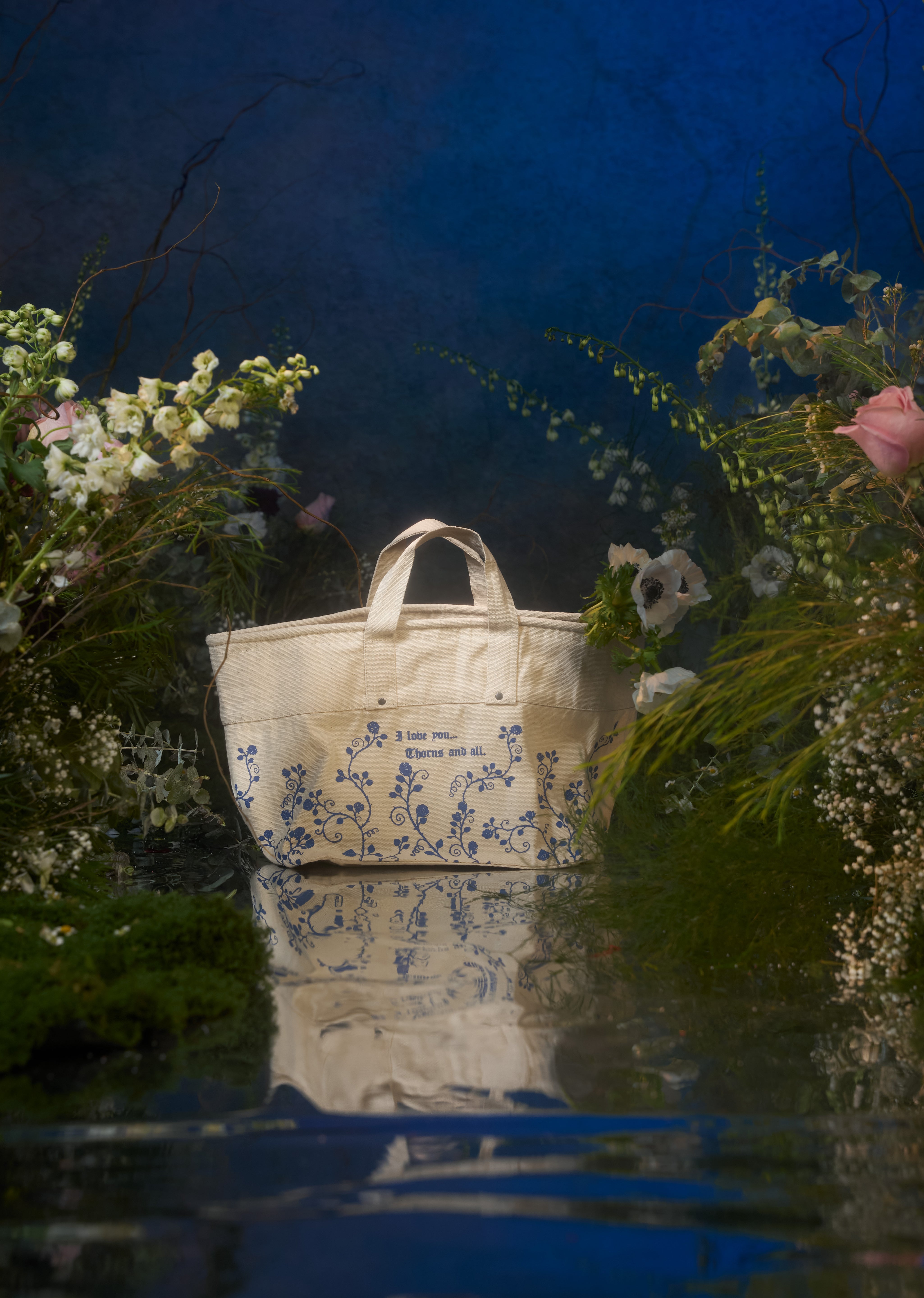 A Court Of Thorns and Roses Book Tote