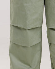 green utility pant with darts